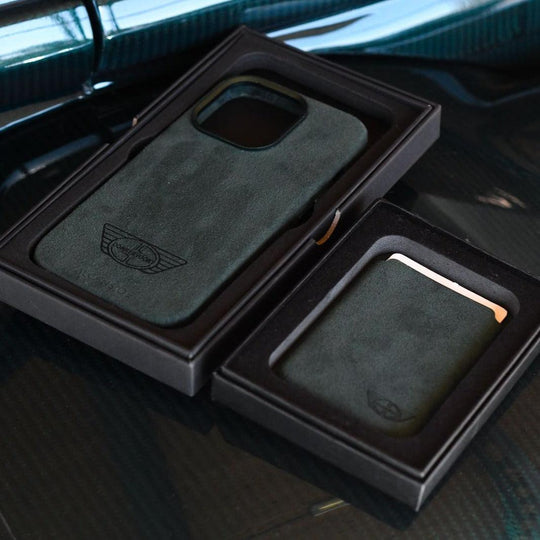 Donkervoort F22 - iPhone Alcantara Case - Space Grey - Alcanside