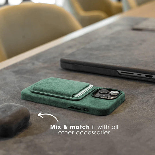 iPhone 14 Pro - Alcantara Case- Midnight Green - Alcanside